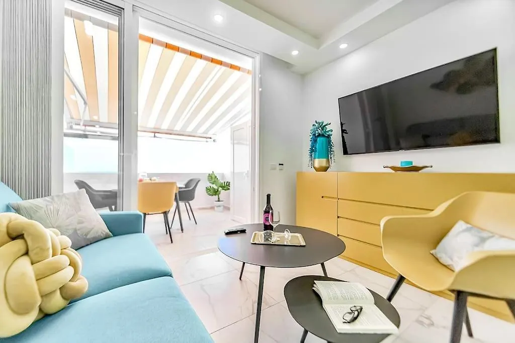 Magnifico Apartamento - Vistas Al Mar Los Cristianos Arona  Spain