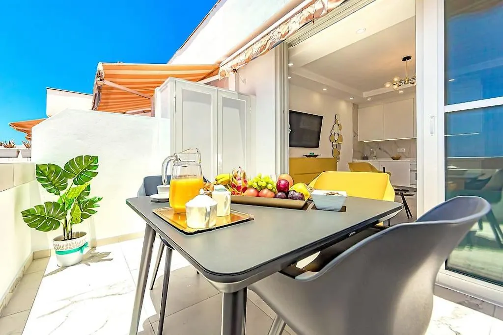 Magnifico Apartamento - Vistas Al Mar Los Cristianos Arona  Spain